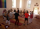 Pilger-Rundtanz mit Kerstin M&uuml;ller (Foto: R. Englert)