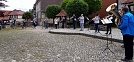 Musizieren zu Pfingsten unter Coronabedingungen (Foto: Posaunenchor)