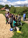 Programm mit den Kindern (Foto: Nikolaus Fl&auml;mig)