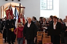 Erst das Vortragekreuz, dann der Ortspfarrer, dann die Vereine, anschlie&szlig;end der Gemeindekirchenrat, dahinter die Pfarrer der Umgebung und als letzter Superintendent Schwarze (damit der h&ouml;chste in der Reihenfolge) (Foto: B. Eckstein)