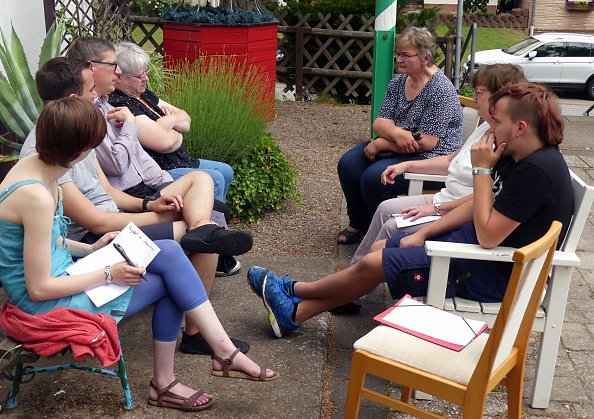 Lukas Nie&szlig;en - vorn rechts - hat Mentoring bereits erlebt (Foto: R. Englert)