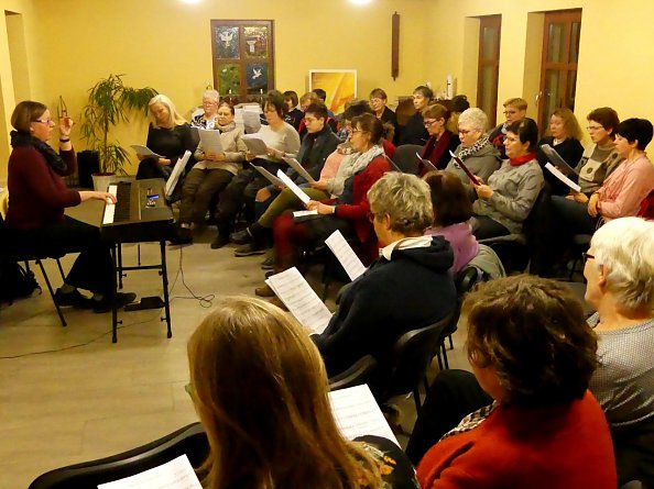 Der 1. FC S&uuml;dharz probt in Wipperdorf (Foto: Regina Englert)