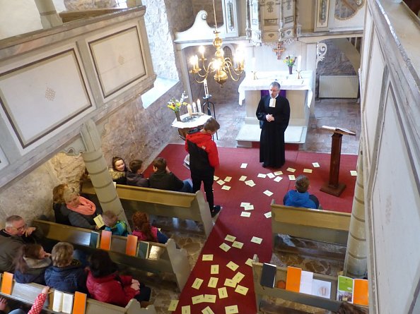 Jetzt aber hoch von den B&auml;nken (Foto: U. Patzelt)