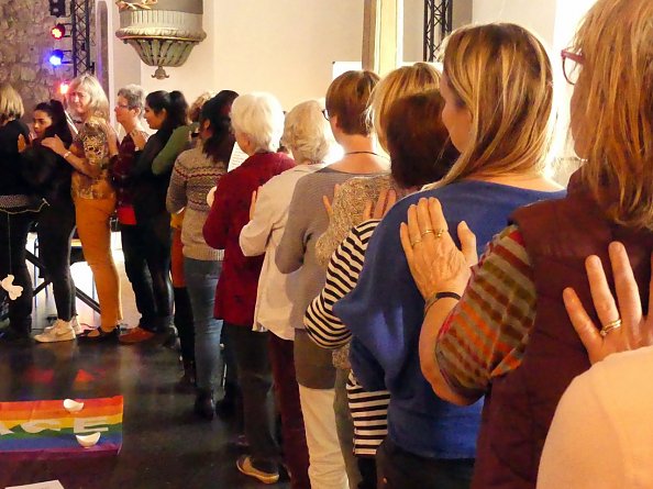 Der Engelsegen beim Oasentag f&uuml;r Frauen (Foto: R. Englert)