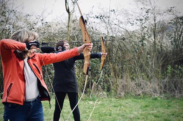 Der Lehrgang "Erlebnisp&auml;dagogisches Bogenschie&szlig;en" (Foto: D. Wand)