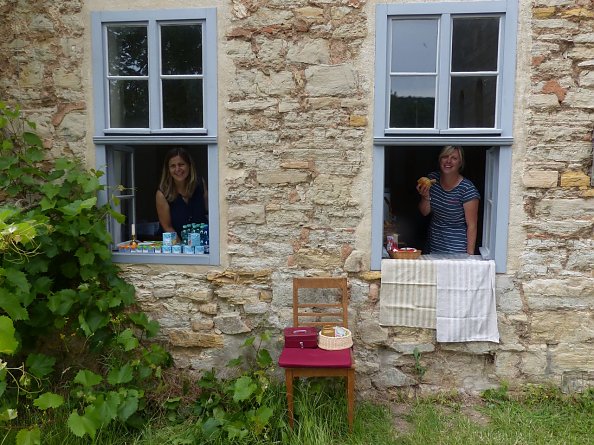 Imbiss im Kloster (Foto: Norbert Patzelt)