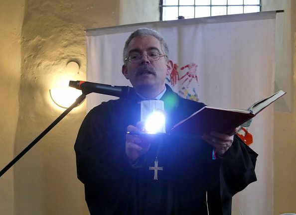 Lichter f&uuml;r den Weg vom Superintendenten (Foto: R. Englert)