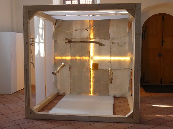 Meditativer Spielplatz Kirche Niedergebra - Christian Poeck, Pfarrer M. J&auml;ger und Kata Adamek  (Foto: Regina Englert)