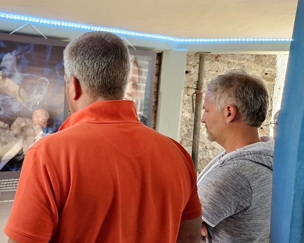 Ausstellungser&ouml;ffnung in Woffleben (Foto: R. Englert)