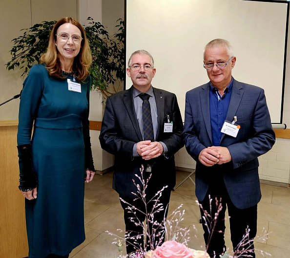 Dr. Friederike Spengler, Superintendent Andreas Schwarze und Pr&auml;ses Dr. Uwe Krieger (Foto: Regina Englert)