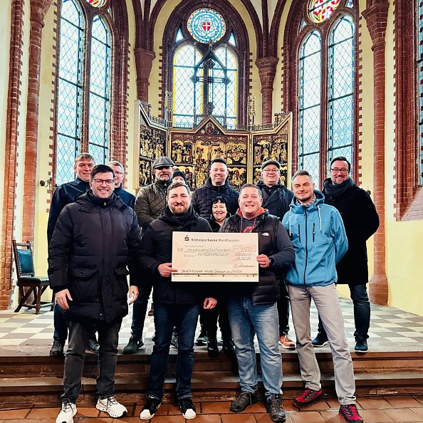 Scheck&uuml;bergabe in G&ouml;rsbach (Foto: Katja Schr&ouml;ter)