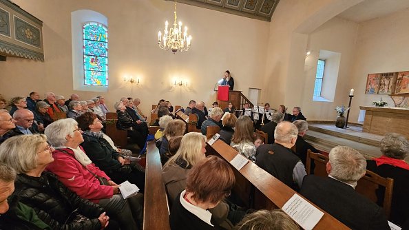 Festgottesdienst  (Foto: Regina Englert)