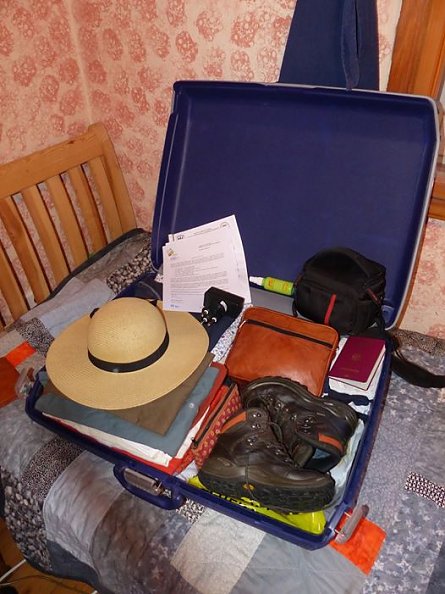 Mit vielen Papieren, Gedanken und Erwartungen im Gep&auml;ck geht die Reise am 3. Mai nach Windhoek! (Foto: U. Patzelt)